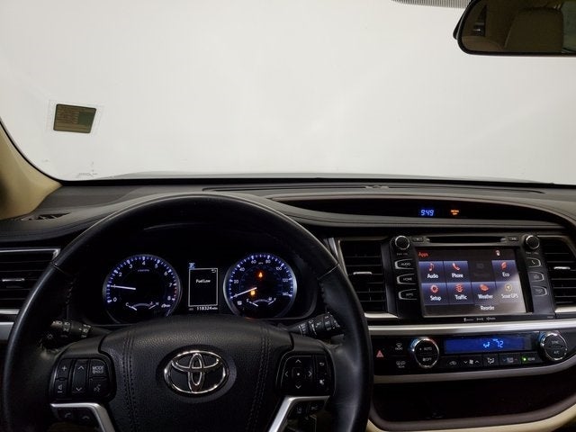 2017 Toyota HIGHLANDER LE Plus